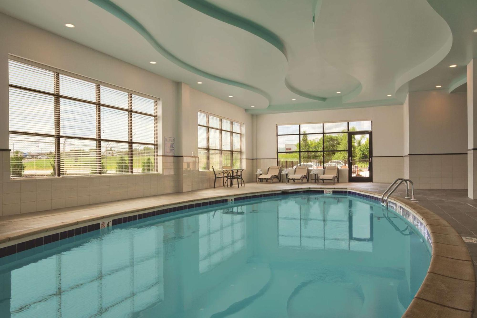 Embassy Suites By Hilton Knoxville West Экстерьер фото